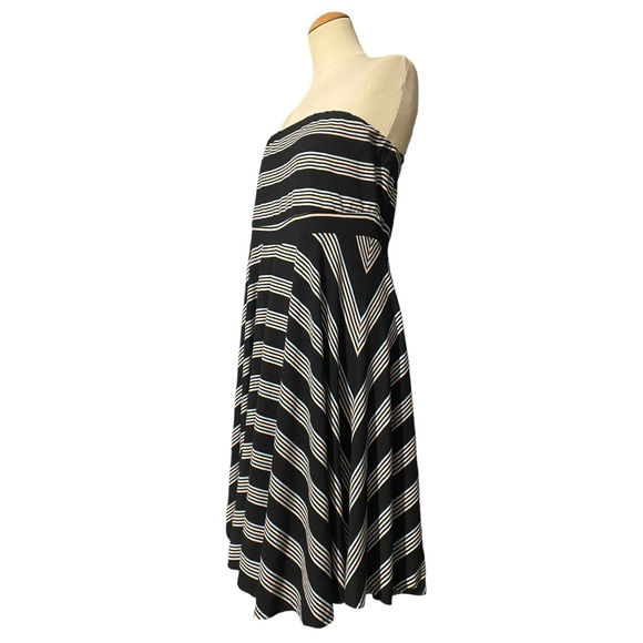 White House Black Market Stripe Strapless Midi Dress 0X - Picture 2 of 3